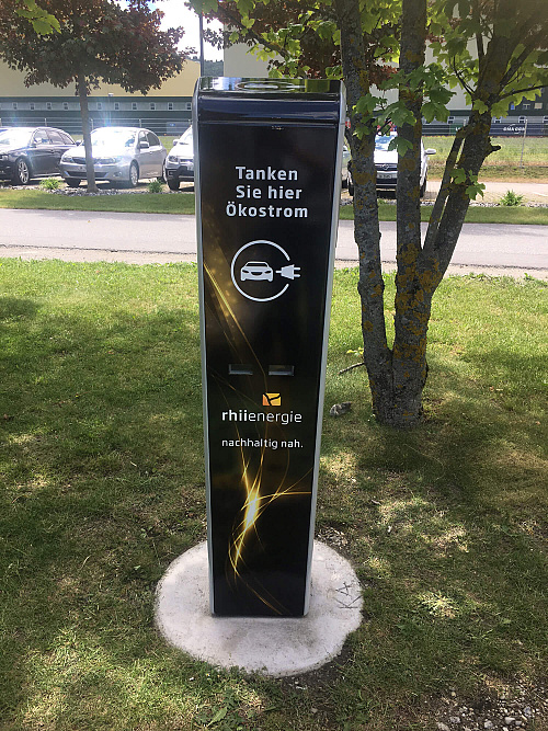 rhiienergie, Beschriftung Tanksäule